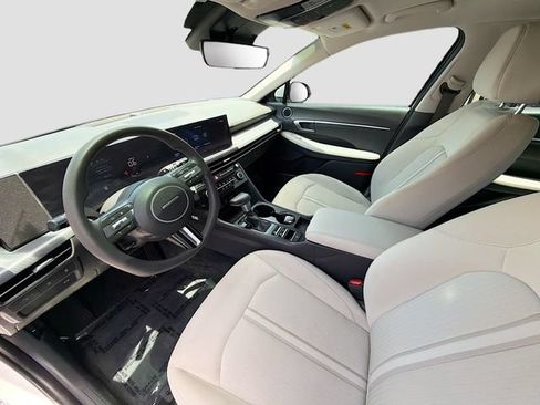 Certified 2025 Hyundai Sonata SE FWD image 20