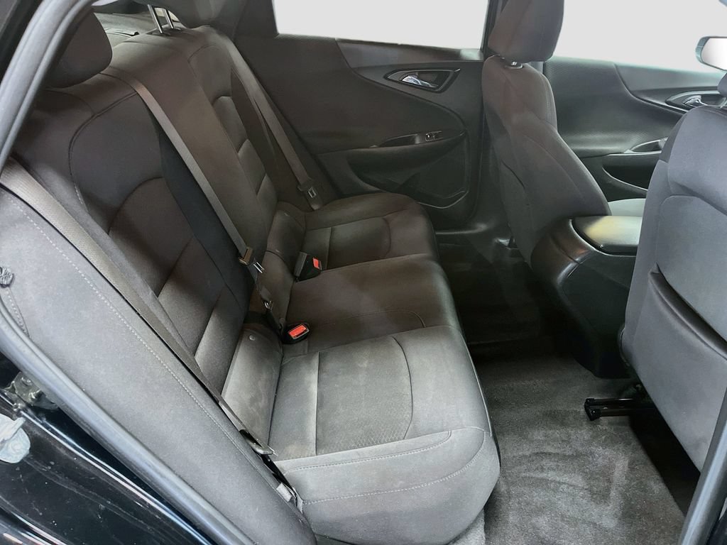 Used 2022 Chevrolet Malibu LS FWD image 25