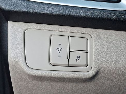 Used 2020 Hyundai Accent SEL image 25