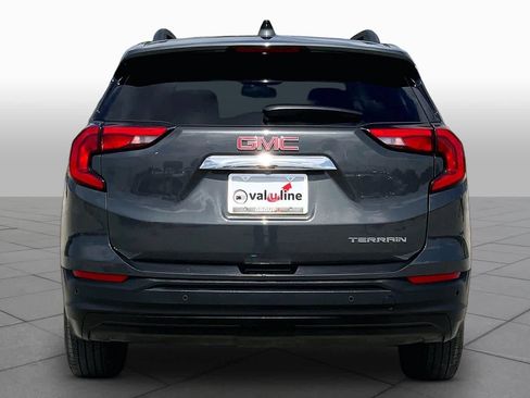 Used 2018 GMC Terrain SLE w/ Driver Convenience Package FWD image 5
