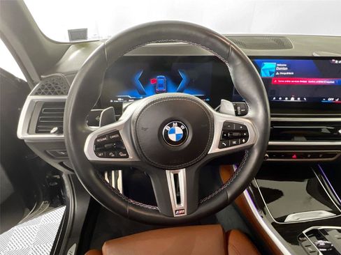 Used 2024 BMW X5 M60i AWD/4WD image 10