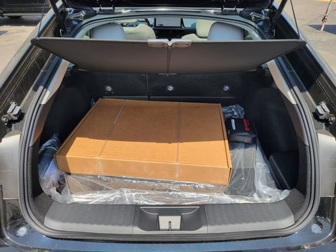 New 2026 Toyota Prius XLE FWD image 20