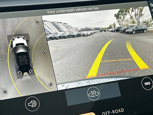 Certified 2025 Land Rover Discovery Sport Dynamic SE AWD/4WD image 26