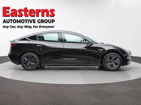 Used 2019 Tesla Model 3 Standard Range RWD image 4