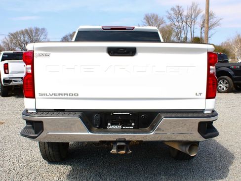 Used 2023 Chevrolet Silverado 2500 LT w/ Convenience Package image 9