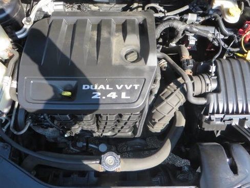 Used 2012 Chrysler 200 Limited w/ Sun/Sound Group image 10