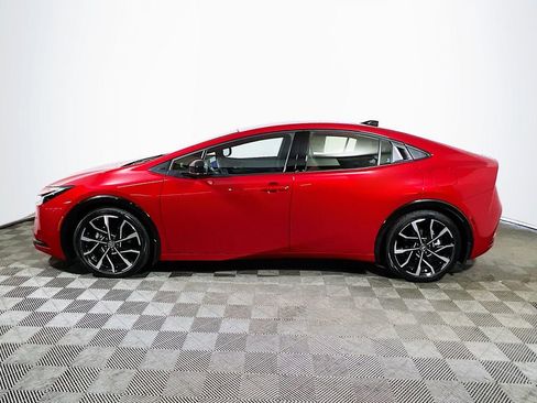 Certified 2026 Toyota Prius Plug-In Hybrid w/ Limited Premium Package FWD image 5
