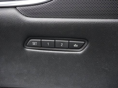 Used 2018 Cadillac XT5 Premium Luxury image 46