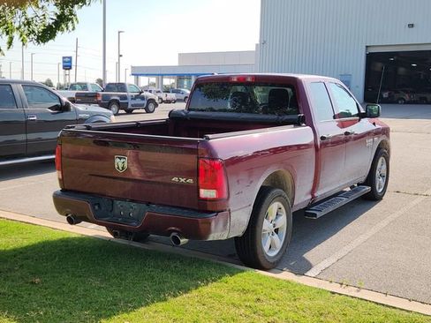 Used 2019 RAM 1500 Express w/ Express Value Package AWD/4WD image 3