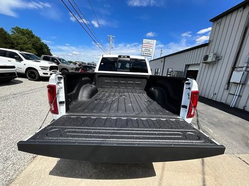 New 2026 RAM 2500 Laramie w/ Night Edition AWD/4WD image 7
