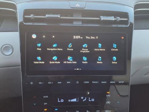 Used 2024 Hyundai Tucson Limited image 19