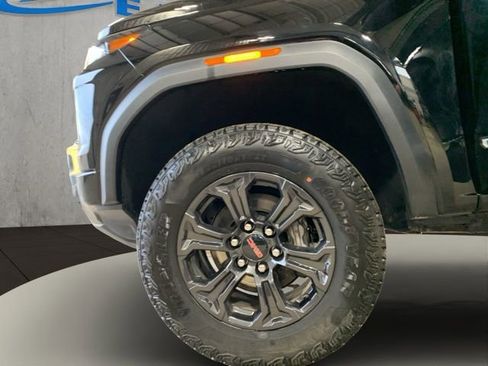 Used 2025 GMC Canyon Elevation AWD/4WD image 24