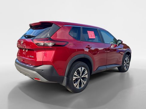 Used 2023 Nissan Rogue SV AWD/4WD image 6