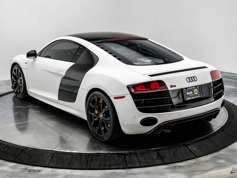 Used 2010 Audi R8 V10 image 14