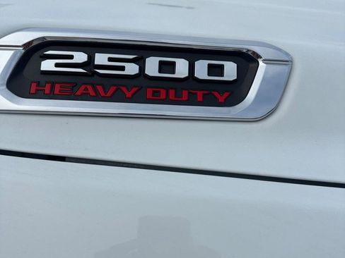 Used 2024 RAM 2500 Laramie AWD/4WD image 17