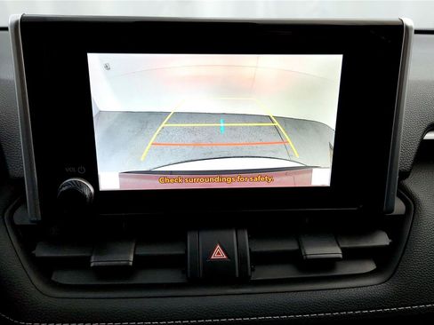 Used 2023 Toyota RAV4 LE image 31