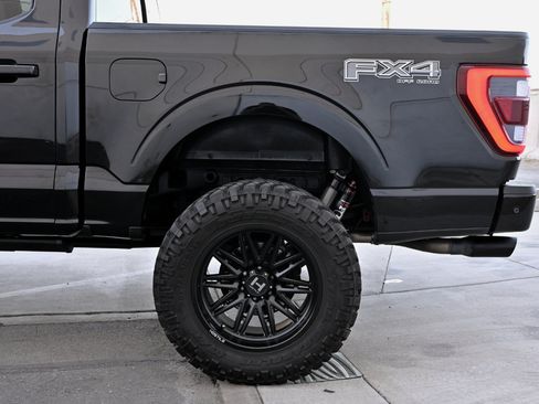 Used 2022 Ford F150 Platinum w/ FX4 Off-Road Package AWD/4WD image 28