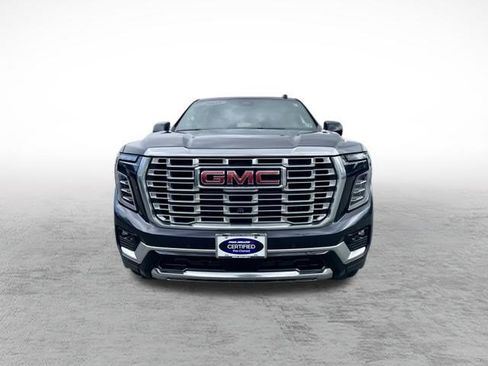 Used 2025 GMC Yukon Denali w/ Denali Reserve Package AWD/4WD image 2