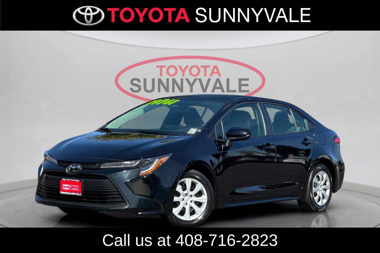Used 2024 Toyota Corolla LE FWD image 1