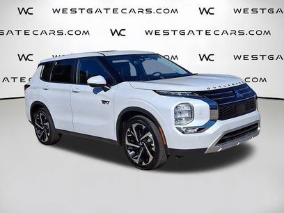 Used 2024 Mitsubishi Outlander SE