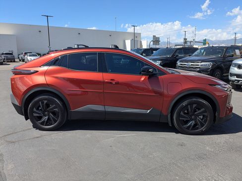 Used 2026 Toyota C-HR AWD/4WD image 2
