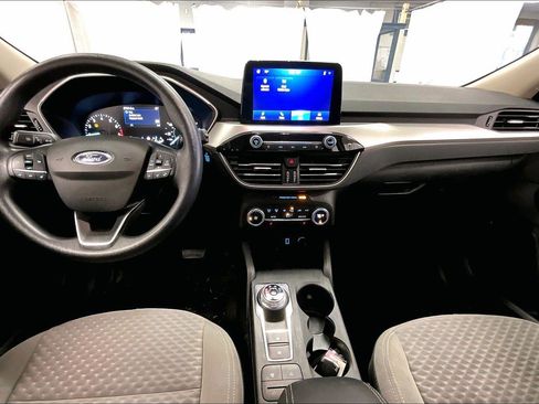 Used 2020 Ford Escape SE image 15