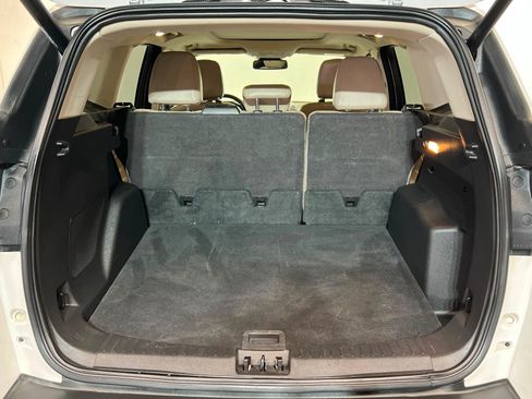 Used 2019 Ford Escape Titanium AWD/4WD image 24