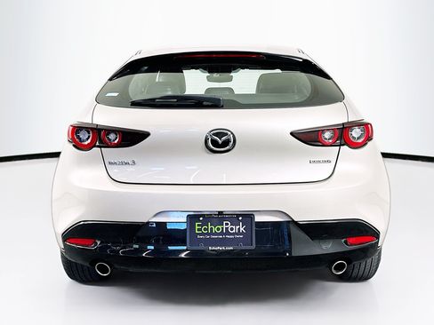 Used 2024 MAZDA MAZDA3 s FWD image 7