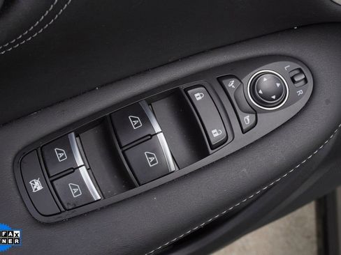 Certified 2025 INFINITI QX55 Essential image 18