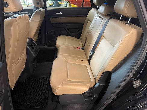 Used 2020 Volkswagen Atlas Cross Sport SEL image 20