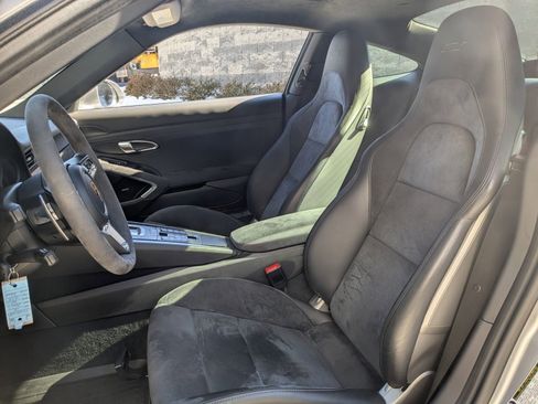 Certified 2018 Porsche 911 Carrera GTS image 5