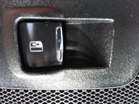 Used 2016 Ford F150 Lariat w/ Equipment Group 502A Luxury AWD/4WD image 37