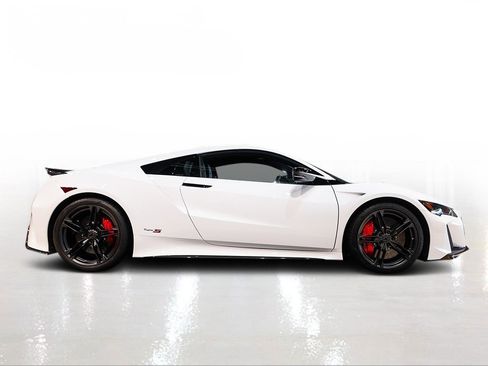 Used 2022 Acura NSX Type S image 3