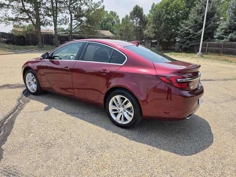 Used 2016 Buick Regal Premium AWD/4WD image 3