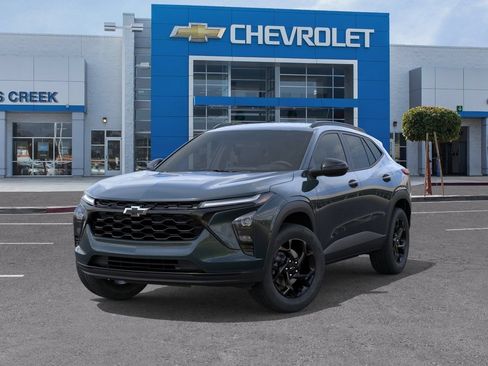 New 2026 Chevrolet Trax LT w/ Midnight Edition FWD image 31