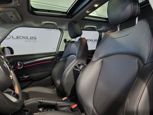 Used 2023 MINI Cooper S image 15