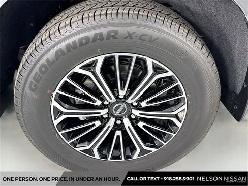 New 2026 Nissan Armada SL w/ Captain's Chari Seat Package image 33