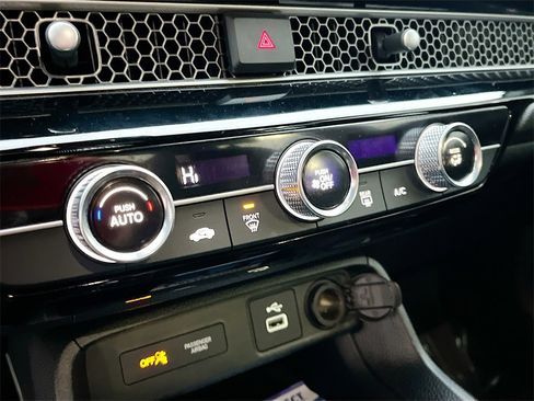 Used 2024 Honda Civic Sport image 15