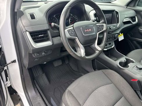 Used 2022 GMC Terrain SLE w/ Elevation Edition image 22