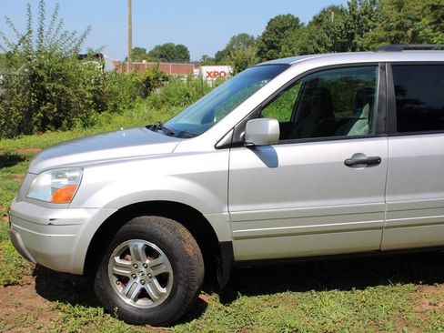 Used 2005 Honda Pilot EX image 12