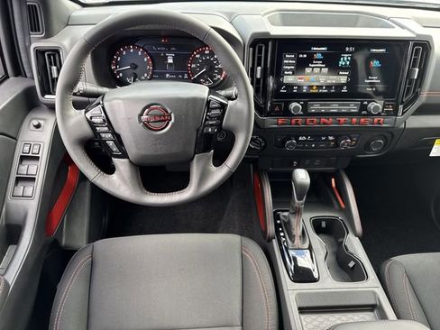 Certified 2025 Nissan Frontier PRO-4X w/ Interior Protection Package image 14