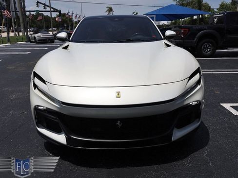 Used 2023 Ferrari Purosangue AWD/4WD image 8