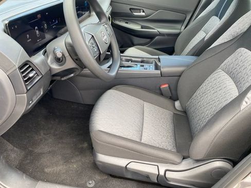 New 2027 Nissan Sentra SV FWD image 10