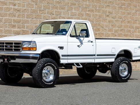 Used 1997 Ford F250 4x4 Regular Cab Heavy Duty image 6