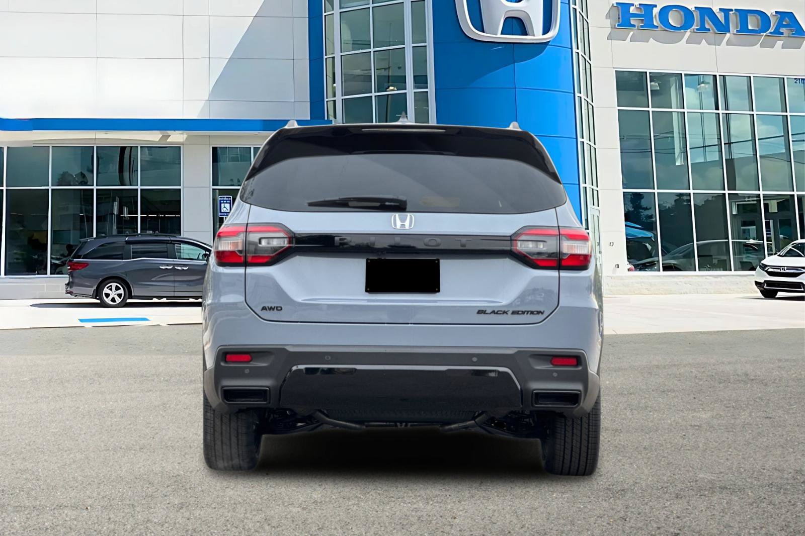 New 2026 Honda Pilot Black Edition image 4