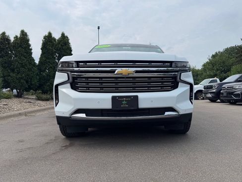 Used 2021 Chevrolet Tahoe Premier w/ Premium Package AWD/4WD image 5