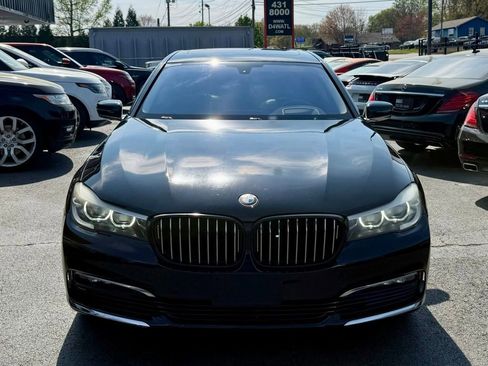 Used 2017 BMW 740i RWD image 2