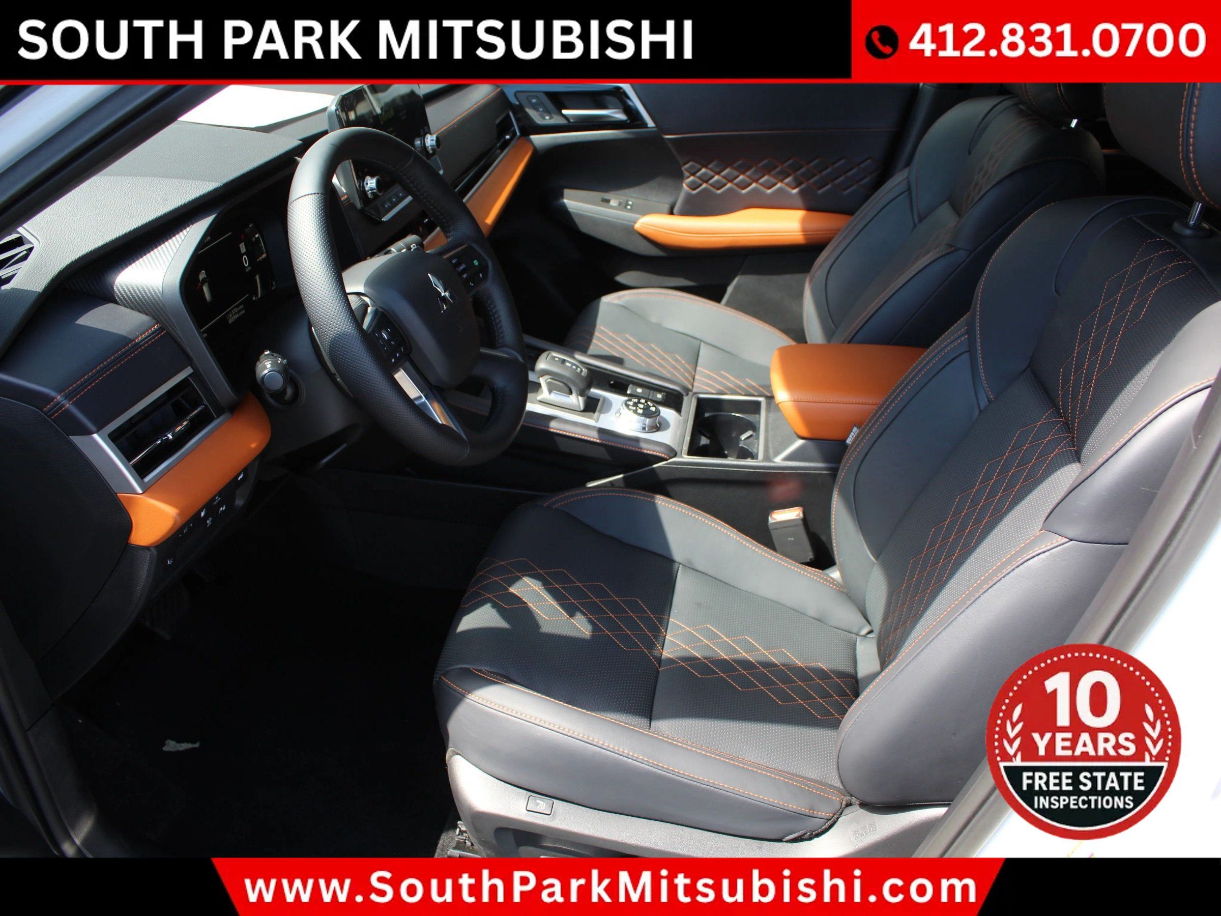 Used 2025 Mitsubishi Outlander 4WD Plug-In Hybrid image 12