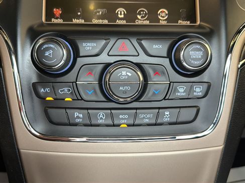 Used 2016 Jeep Grand Cherokee Limited w/ Trailer Tow Group IV RWD image 28