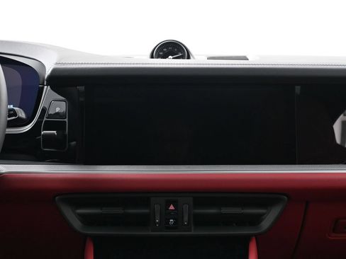Certified 2026 Porsche Cayenne Coupe AWD/4WD image 11